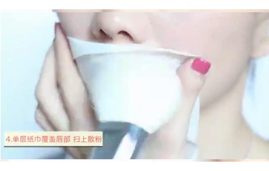 口红沾杯怎么办 解决口红沾杯的小技巧