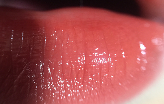 迪奥口红740试色 冬季必备枫叶红