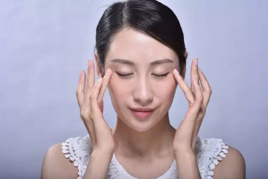 眼部肌肤怎么保养 这几招眼部护理告诉你