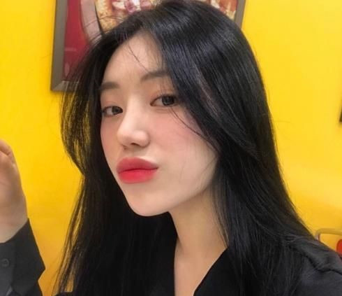 2024年女生发型图片 最新款发型推荐