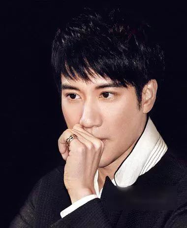 2024男士流行发型 10款帅气男士魅力短发发型设计
