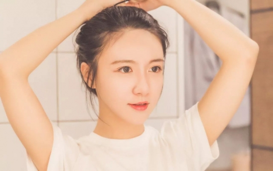 护肤步骤的正确步骤 习惯决定女人十年后的美丑，也许你正在毁容~~