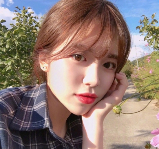 2024年头发流行什么颜色 美美发色让你变美女