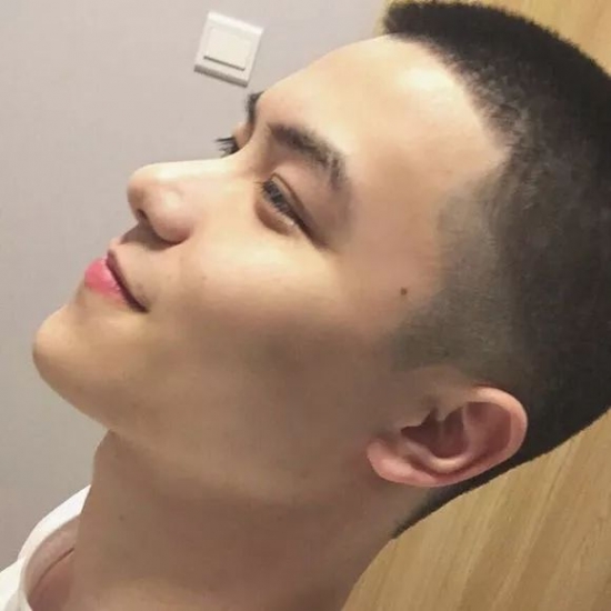 适合亚洲男生的发型 亚洲面孔都有哪些好看的发型