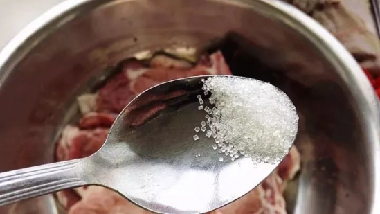 红烧大排的家常做法 这样简单粗暴地吃肉超满足