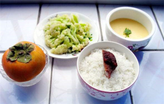 不吃晚饭的危害 长期不吃晚饭的3大危害