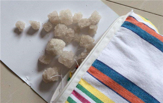 盐水泡脚治脚气吗 对治脚气有一定的帮助