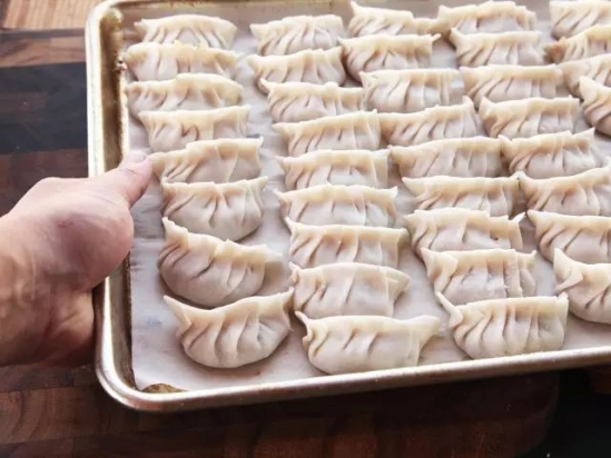 饺子的家常做法 饺子这样做简直好吃棒了