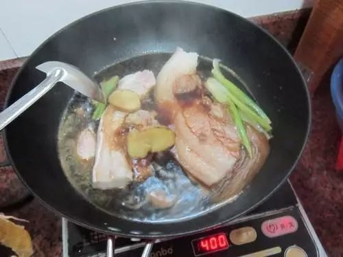肉夹馍的家常做法 自己在家动手做肉夹馍的方法