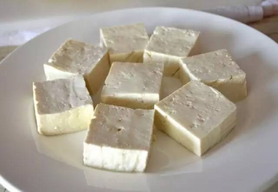 客家酿豆腐的家常做法 豆腐和猪肉这么做简直绝配