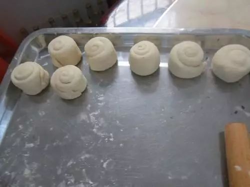 肉夹馍的家常做法 自己在家动手做肉夹馍的方法