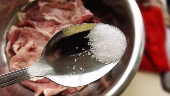 红烧大排的家常做法 这样简单粗暴地吃肉超满足