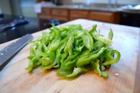 鸡肉豆腐丝的家常做法 鸡肉豆腐丝食谱介绍