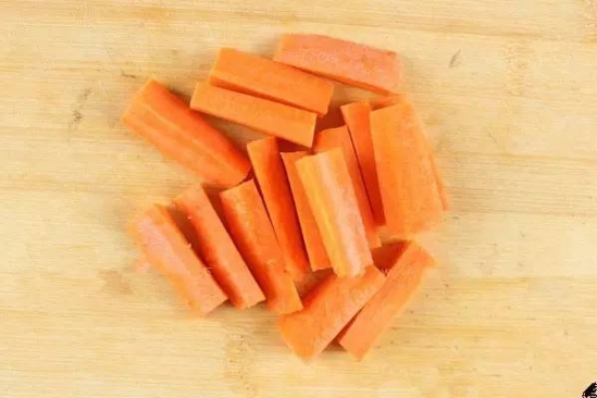 黄焖鸡米饭的家常做法 简单方便黄焖鸡米饭做法