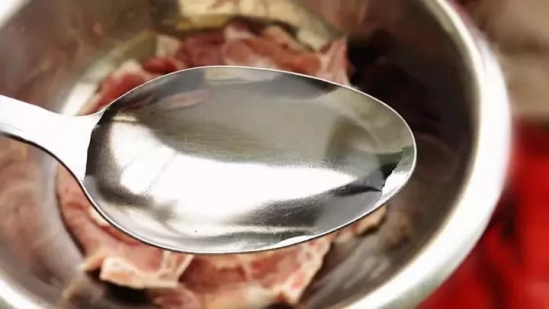 红烧大排的家常做法 这样简单粗暴地吃肉超满足
