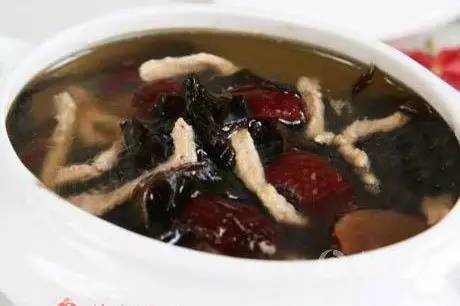 斑怎么可以去掉 脸上为什么会有斑？你试试这几招