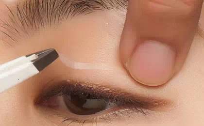 双眼皮贴怎么贴 超强双眼皮贴教程推荐