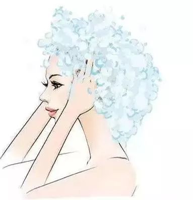 头发蓬松的技巧 怎么让头发更加蓬松