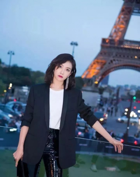 2024流行发型女 2024最火的几款女生发型推荐
