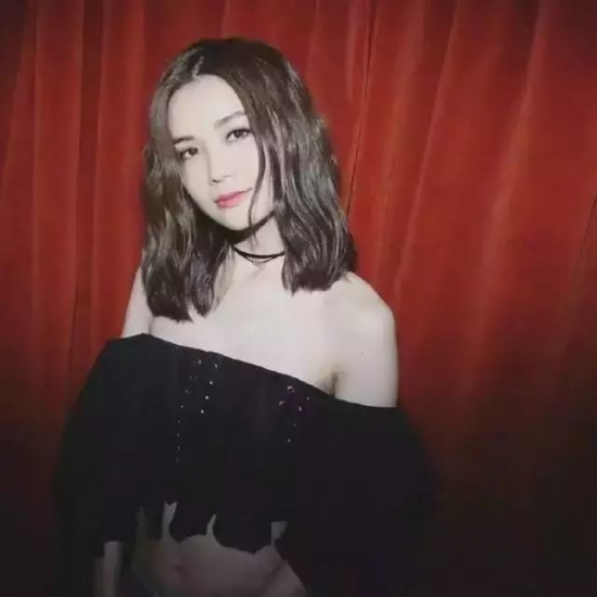2024流行发型女 2024最火的几款女生发型推荐