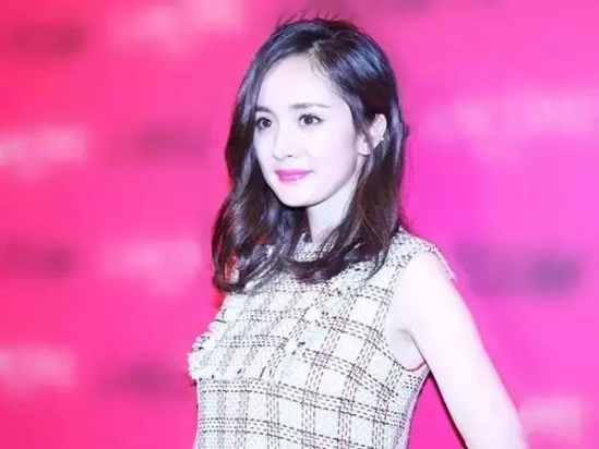 侧露耳发型教程 超火爆的侧露耳发型你不想试吗