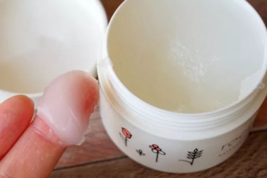 换季用什么水乳好 这份清单适合所以肤质