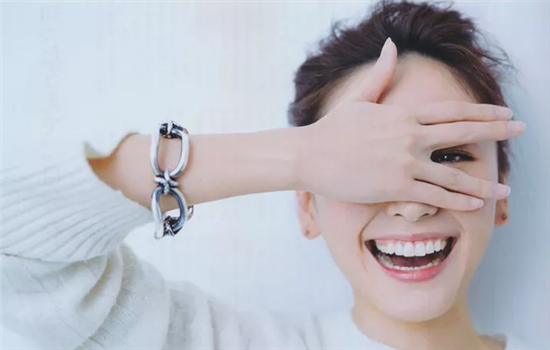 ahc水乳怎么用 这样使用效果更佳