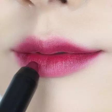 单眼皮眼妆画法步骤 单眼皮这么画美极了