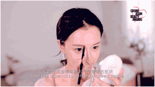 日系妆容和韩系妆容的区别 日系妆VS韩系妆，哪个适合你？