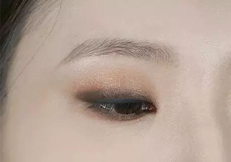 单眼皮怎么画眼妆 单眼皮的妹纸画的这么美，真好看！