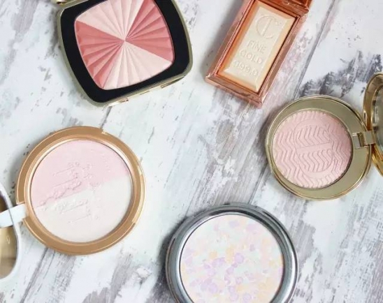 beautyblender美妆蛋 美妆达人都会的化妆小技巧！