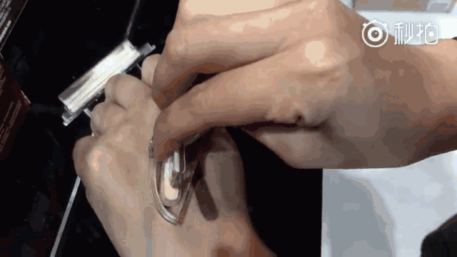 化妆工具哪个牌子好 这些化妆神器，每一个都相见恨晚！
