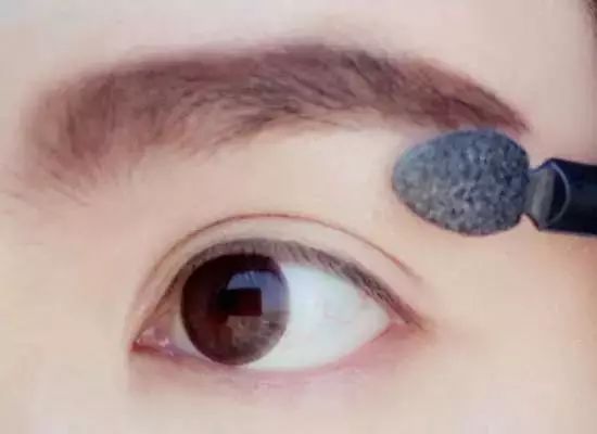 初学者淡妆化妆教程 怎么才能画好淡妆