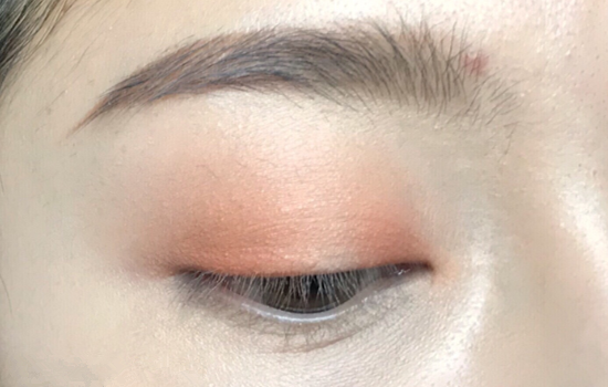 桃红色眼影画法 粉粉嫩嫩的减龄眼妆