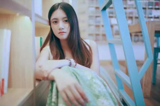 精致妆容步骤 一个精致女人的化妆技巧