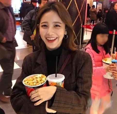 2024年流行女生发型图片 这几款女生发型美爆了