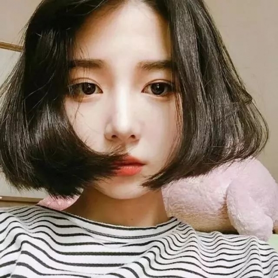 2024女生流行短发发型 这几款女生短发帅极了