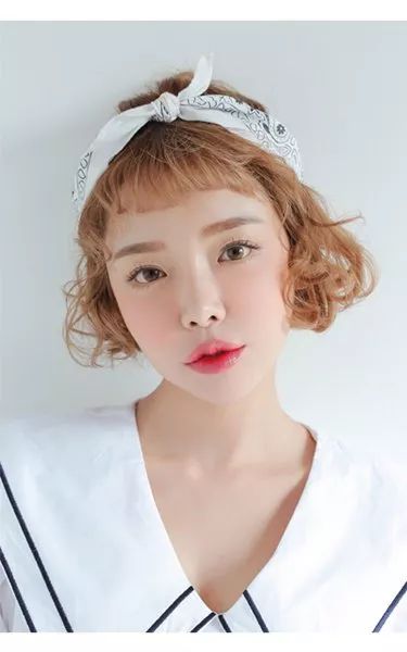 2024流行发型图片女 2024必看发型流行趋势