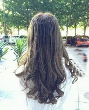 韩式发型女中长发 这几款韩式发型美爆了