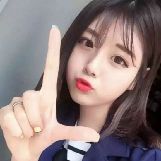 时尚的发型女 快去换个发型吧