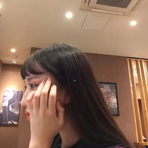 黑发女生适合什么发型 多款好看的女生黑发发型