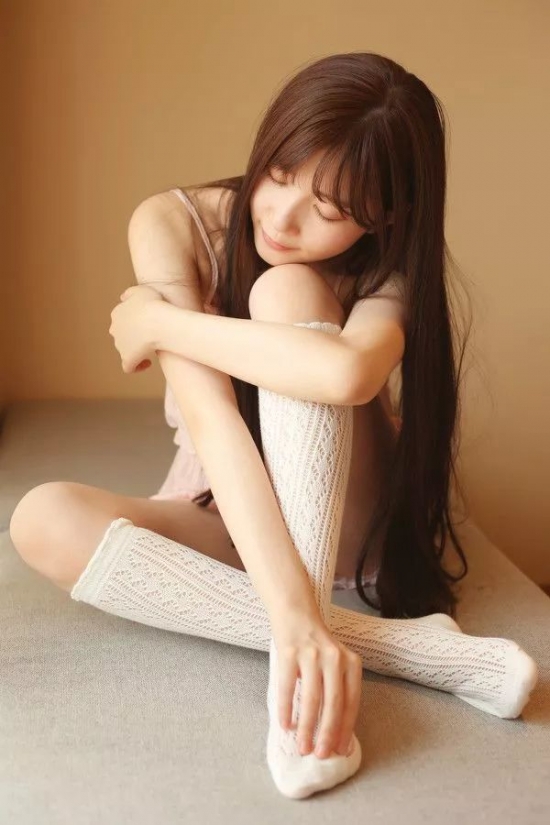 佛系发色是什么颜色 时尚圈早已流行“佛系色”了