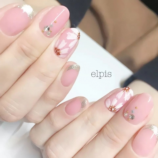 美甲花卉彩绘图片 这35款真的超美