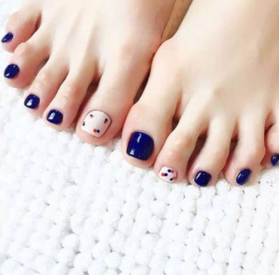 脚部美甲图片显白 脚丫子也要美美哒
