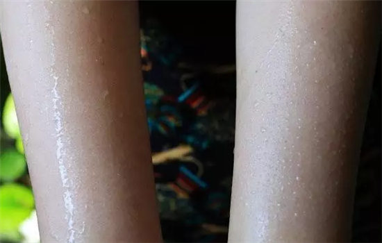 怡思丁防晒要卸妆吗 教你判断你的防晒是否要卸妆