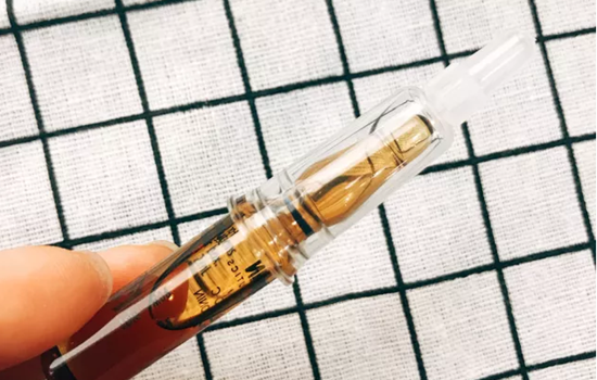 isdin安瓶怎么用 正确使用才能让怡思丁焕亮肌肤