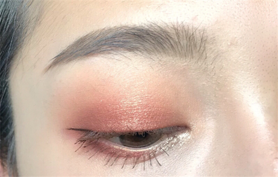 暖棕色眼影怎么画 快速出门日常妆
