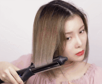 短发怎么打理更特别 不妨试试内扣吧