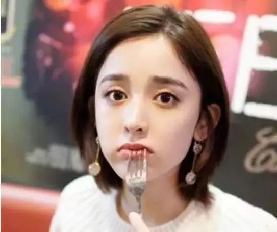 烫过的短卷发怎么打理 烫发造型让颜值上升