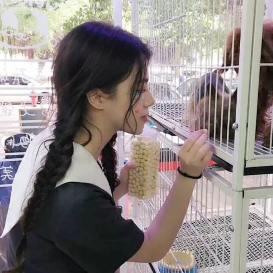 小清新刘海发型图片 夏天百搭减龄刘海推荐